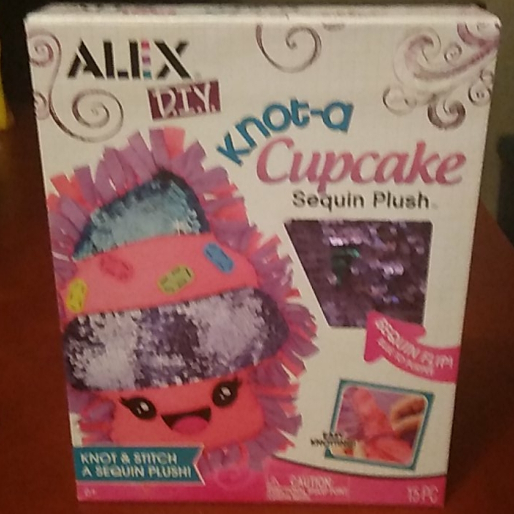 NIB ALEX DIY KNOT A CUPCAKE SEQUIN PLUSH